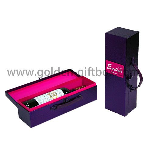 高級紫色花紋紙揭蓋酒盒配金屬手挽鎖扣及徽章